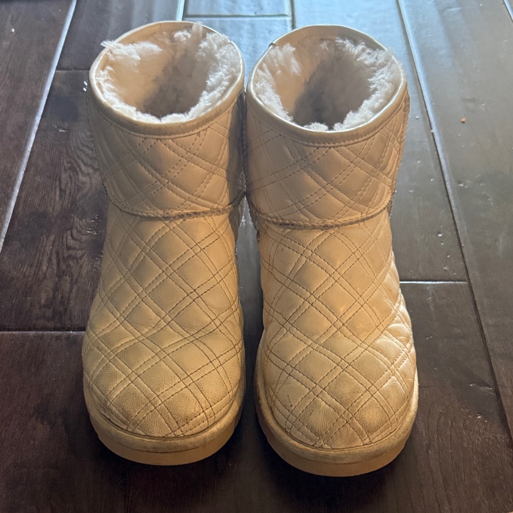 UGG Quilted Cream Winter Boots